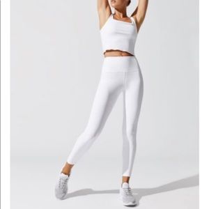 CARBON 38 RIBBED WHITE SET ( LEGGINGS + TOP) SIZE S